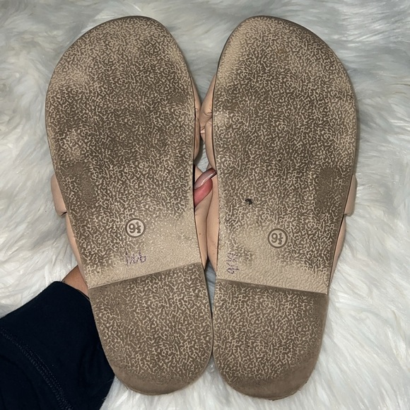 Universal Thread Womens Adley Bow Flip Flop Sandals- Tan/cosette. Size 9.5 - Picture 6 of 6